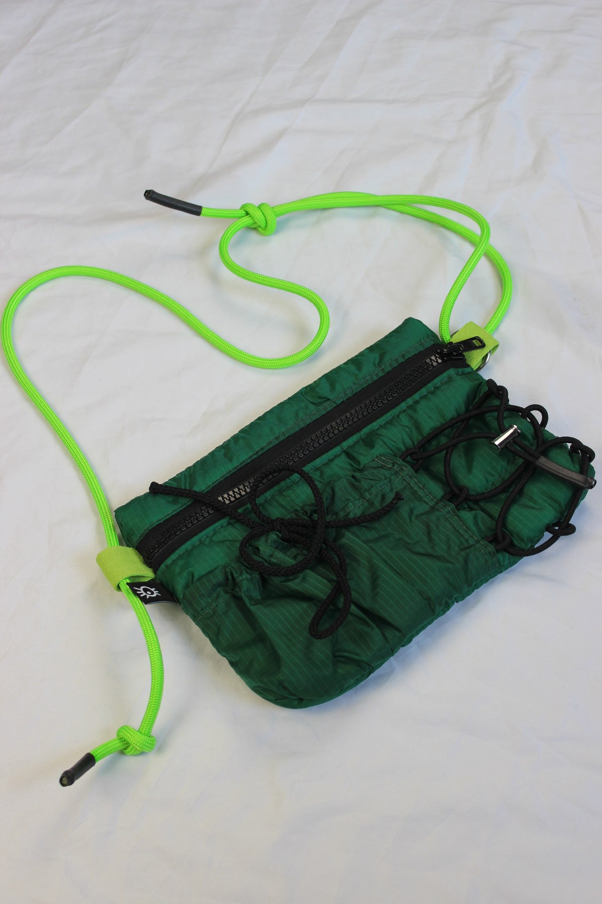 Cord messenger