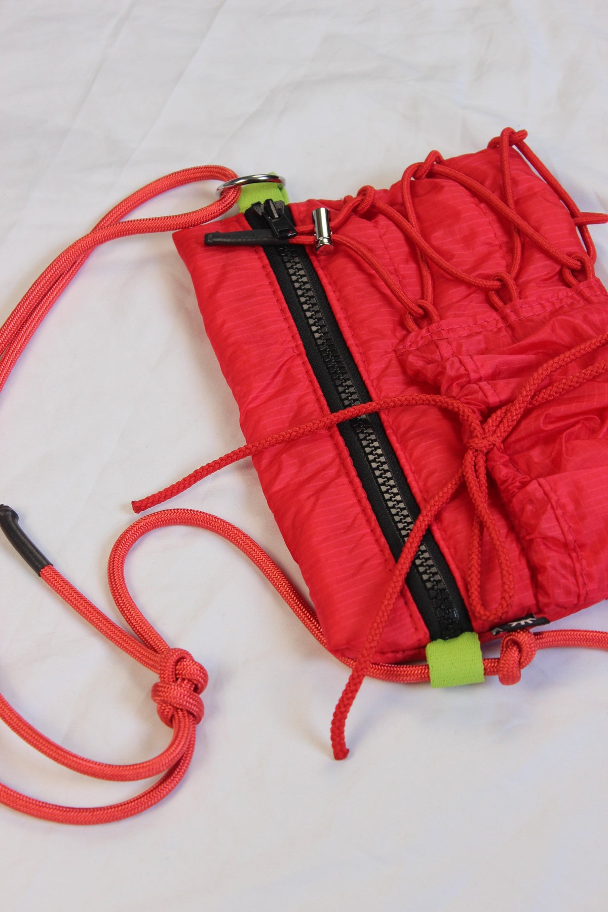 Cord messenger