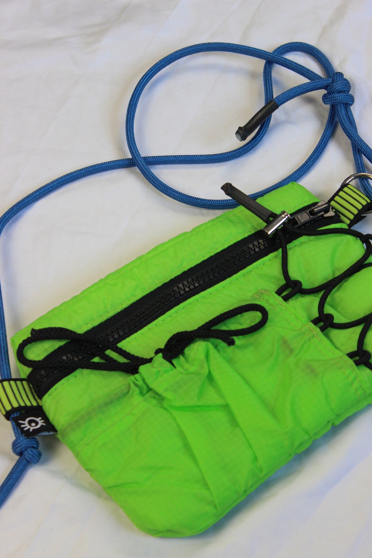 Cord messenger