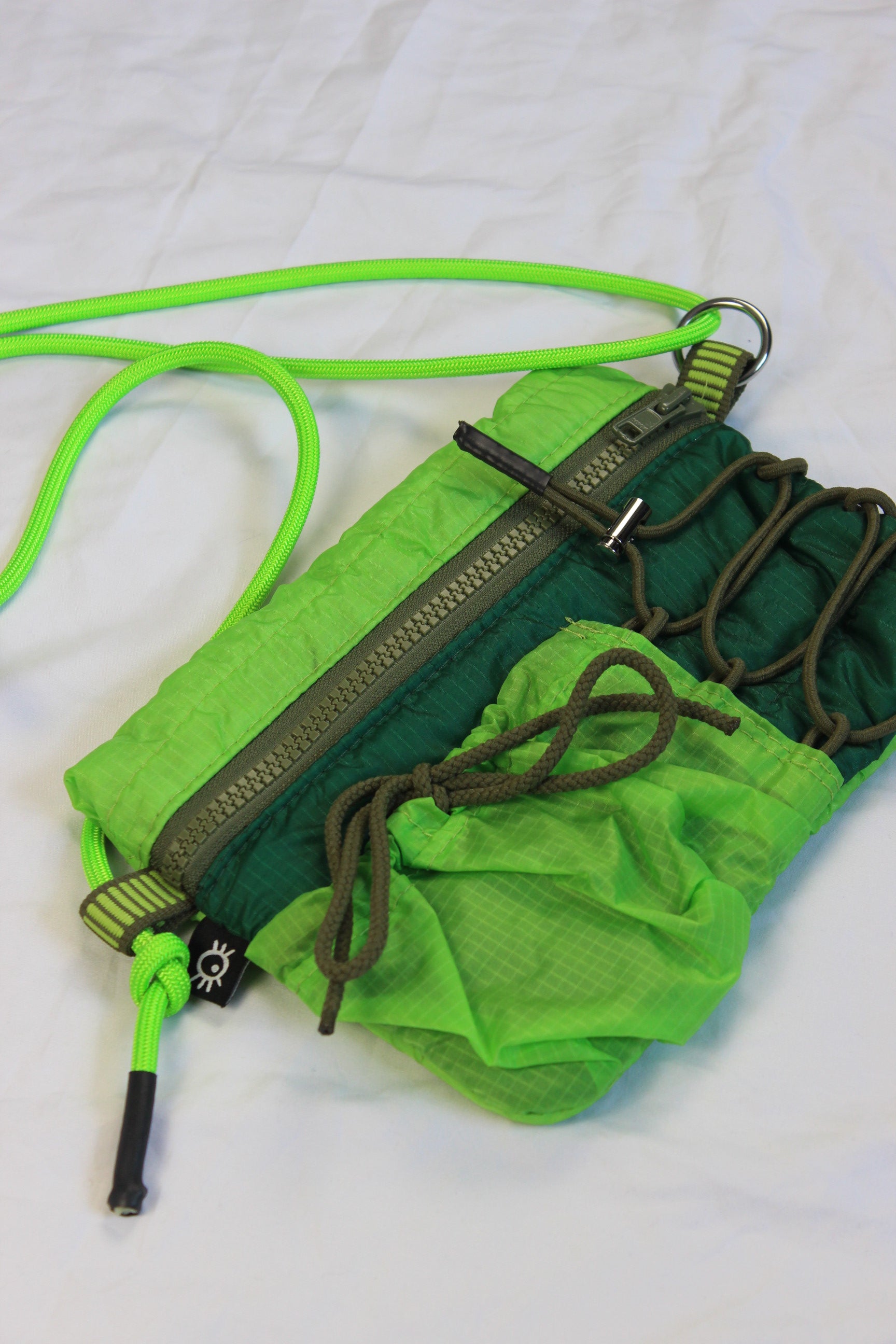 Cord messenger