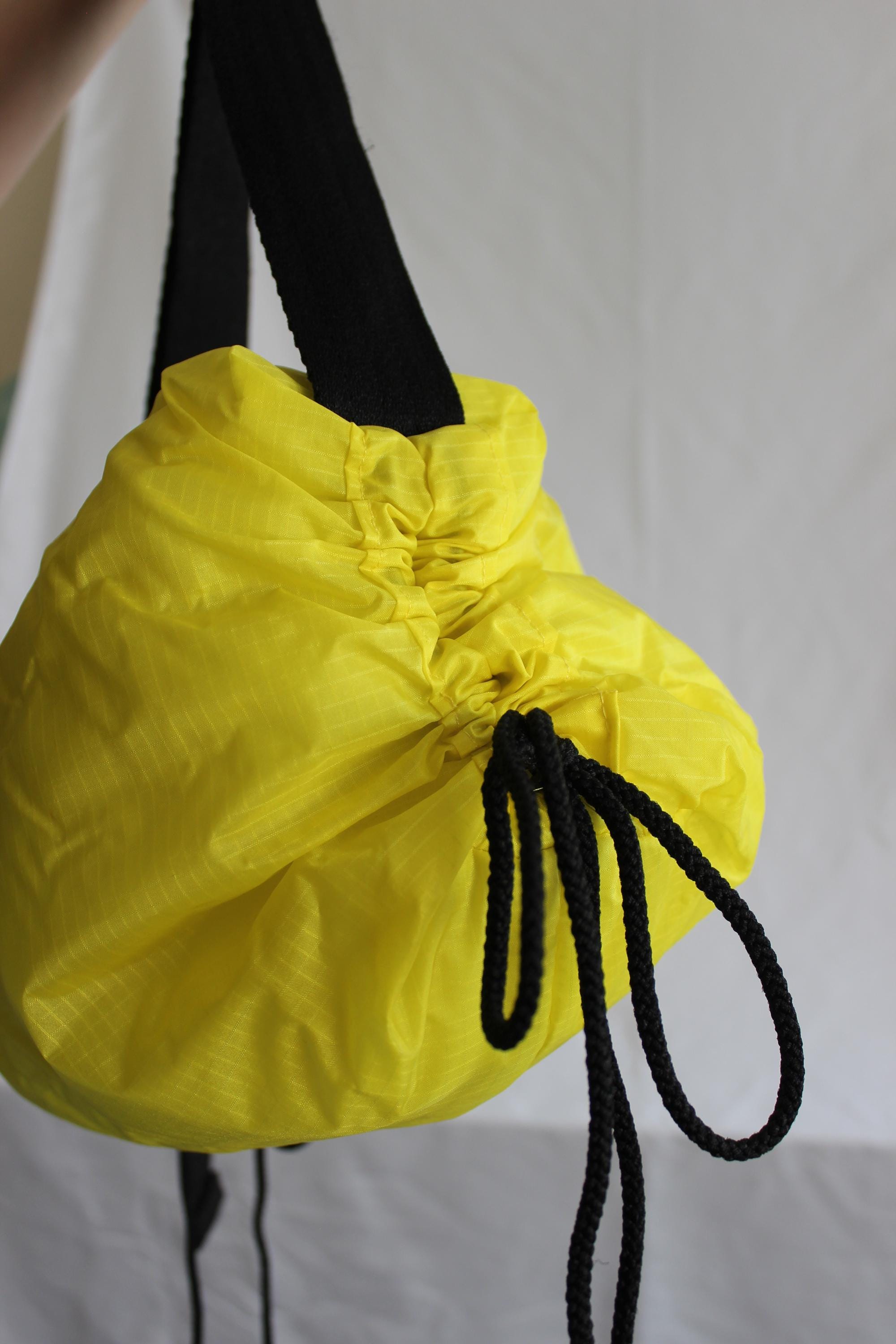 Sustainable extendable shoulder bag